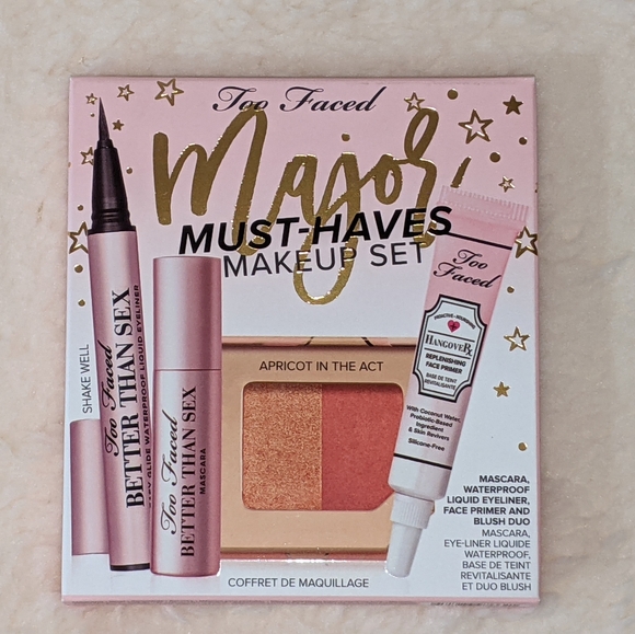 5 Piece Too Faced Makeup Set - Picture 2 of 3